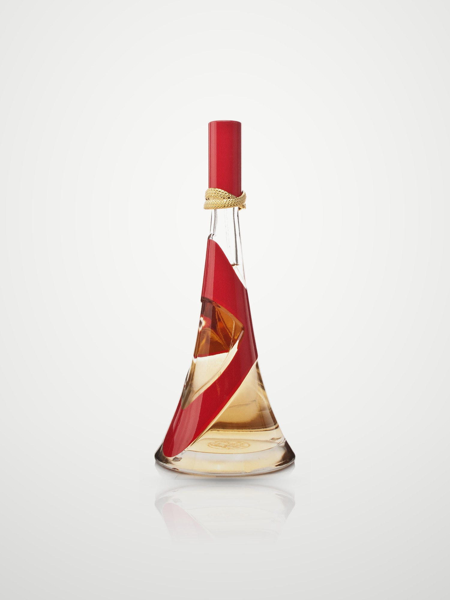 Парфюмерная вода Rihanna Rebelle Eau de Parfum женская 50 мл Rihanna